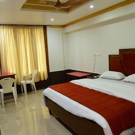 Hotel Chembiyan Pudukkottai Exterior foto