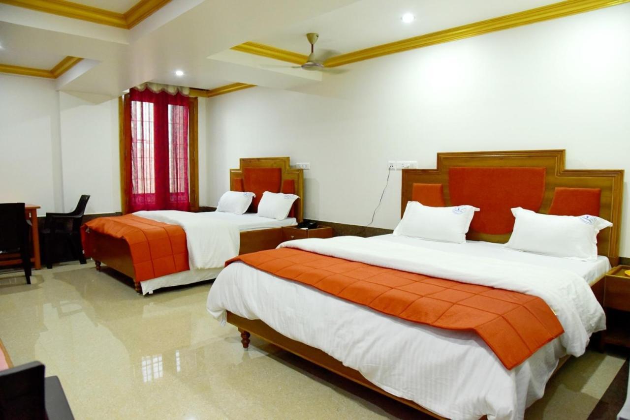 Hotel Chembiyan Pudukkottai Exterior foto
